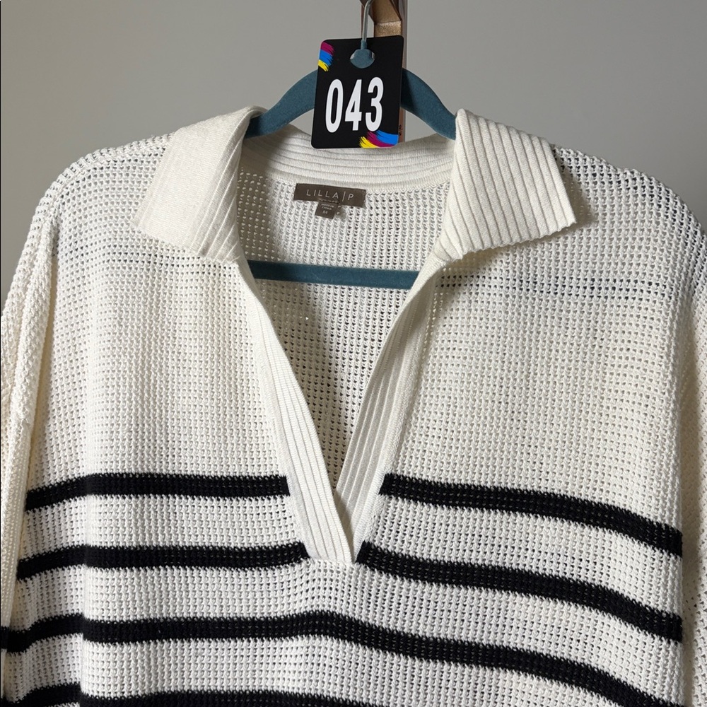 Lilla P Stripped Black & White V Neck Sweater 3/4 Sleeve